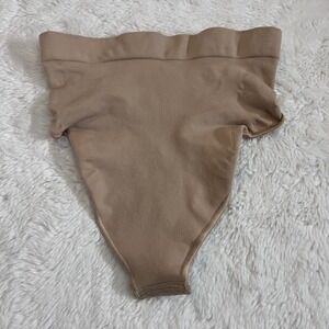 SKIMS Women's Sculpting Thong High Waisted Shapewear Tan Size XS NWOT
